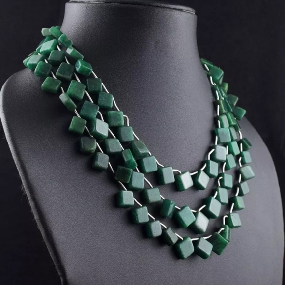 Genuine Hand Crafted Jewelry - NWT Emerald Gemstone 3 Strand 493 Cts Square Cube Necklace Natural Adustable